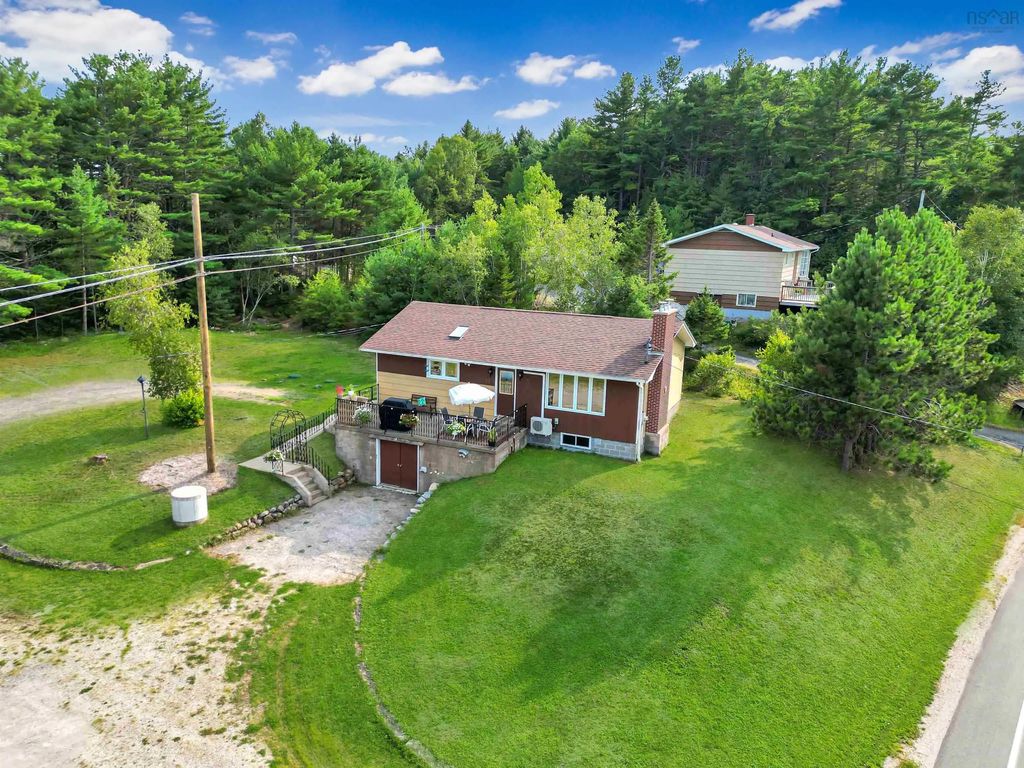 7251 Highway 3, Martins River