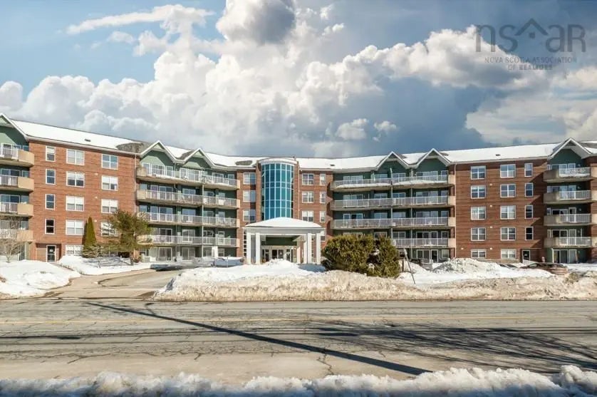 405 429 Parkland Drive, Halifax