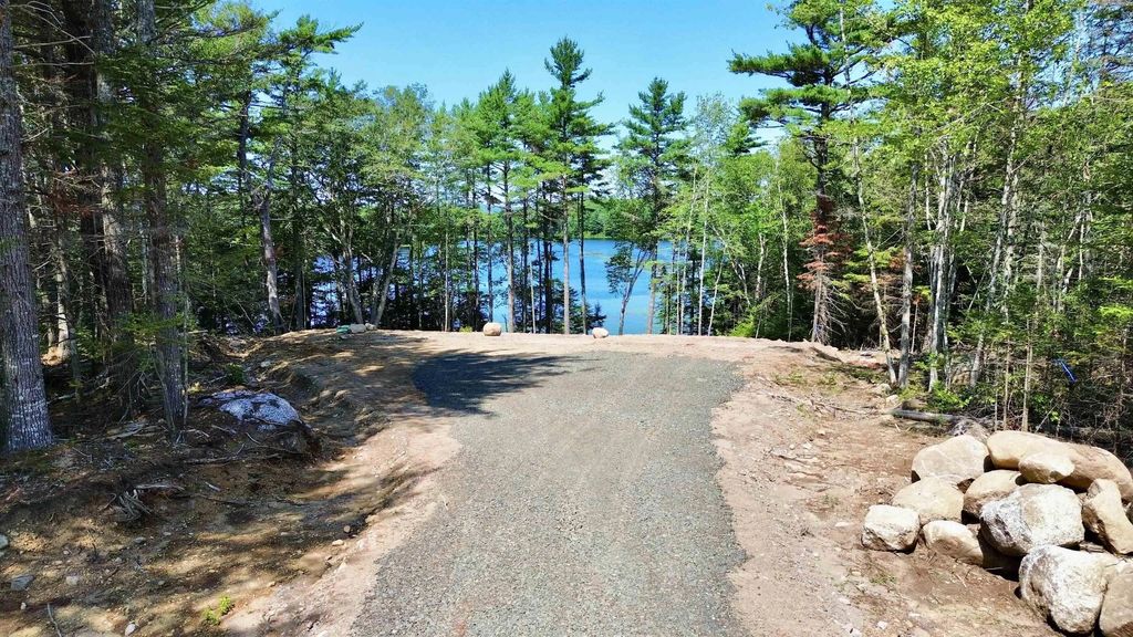 Lot 25 Highway 8, Lequille