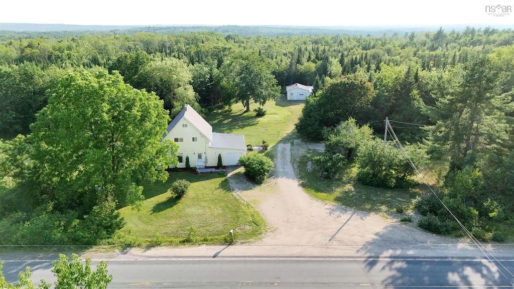2921 Highway 12, Seffernsville