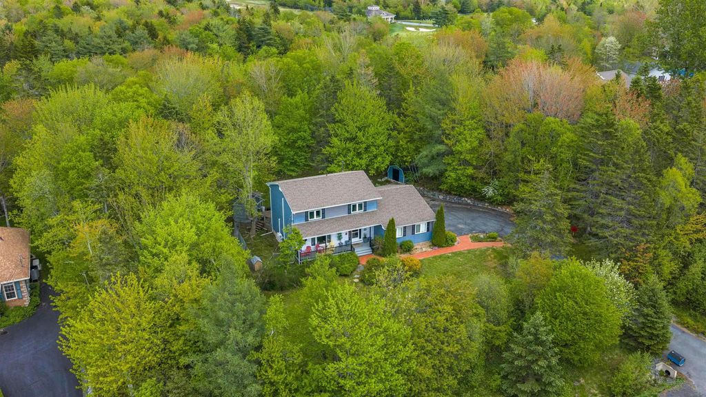 65 Lakehill Drive, Dartmouth