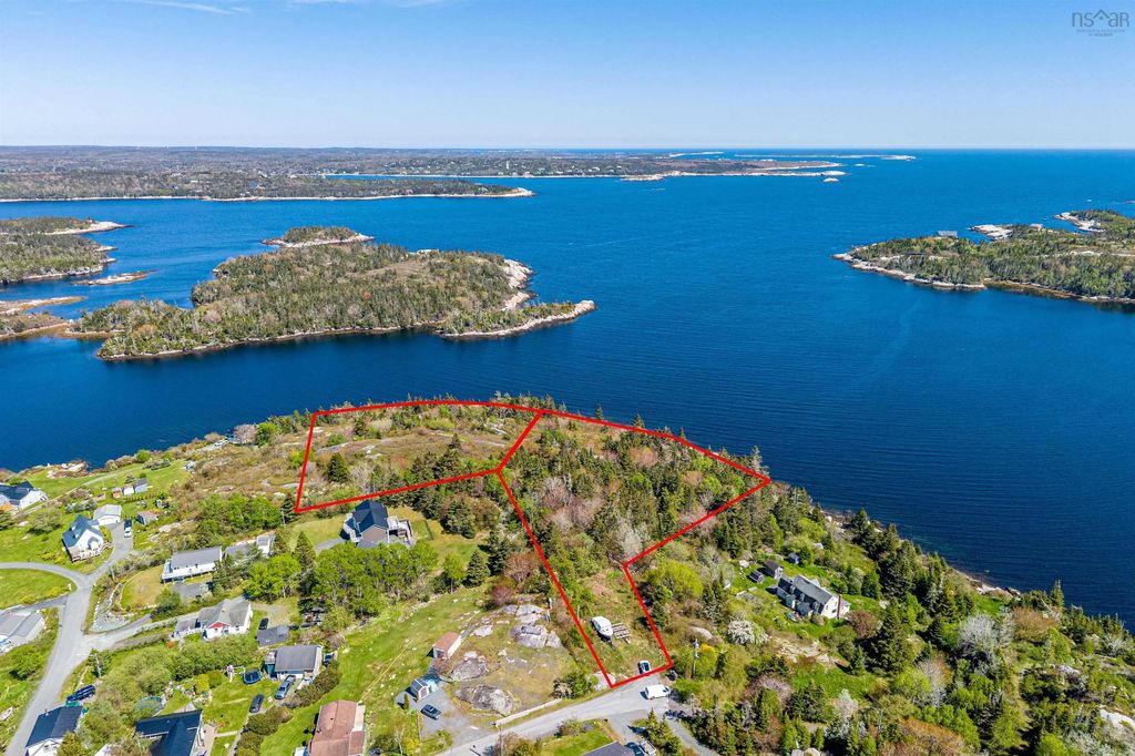 12 Branch Road, McGraths Cove