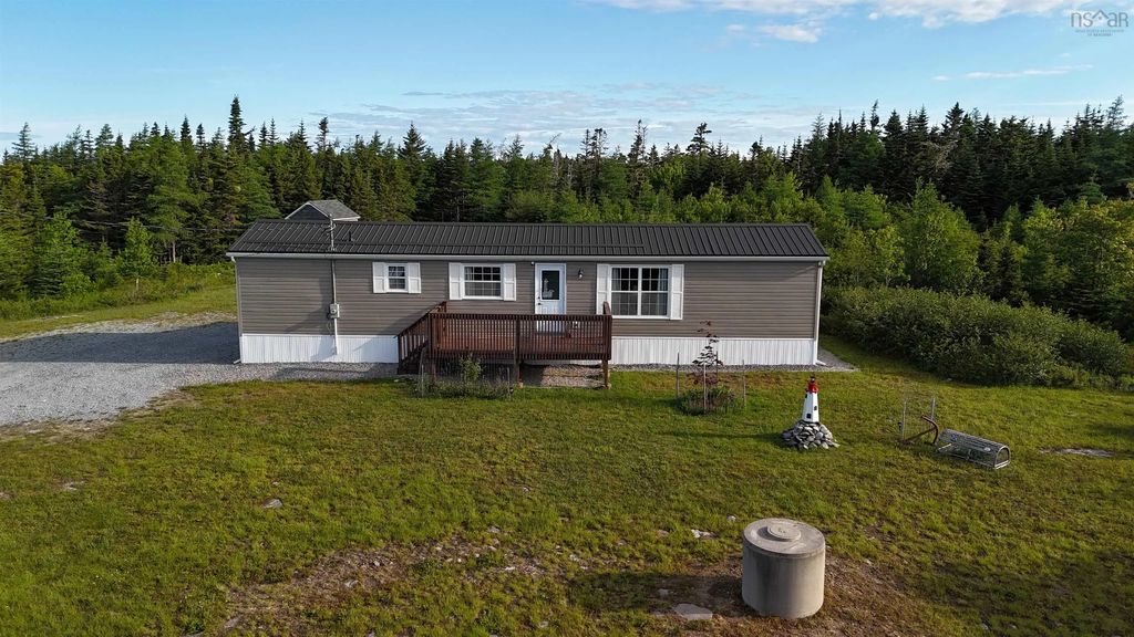 821 Highway 330, Centreville