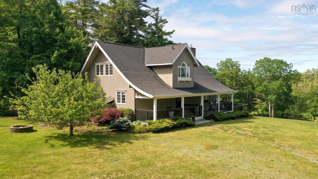 217 Mill Village East Road, Mill Village