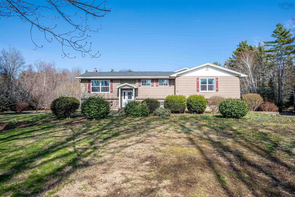 90 Parrish Road, Woodville