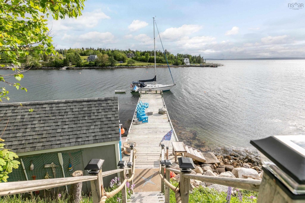 54 Bayview Drive, Hackett's Cove