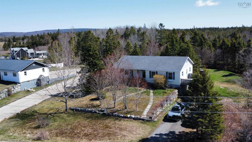 239 New Harbour Road, Blandford