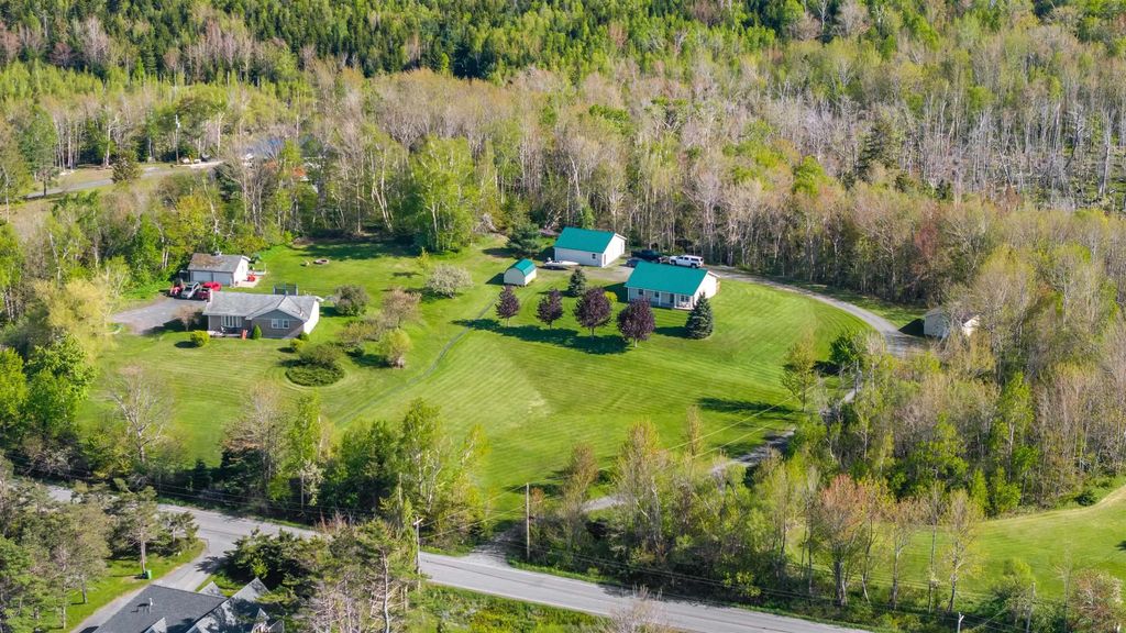 5338 Little Harbour Road, Little Harbour