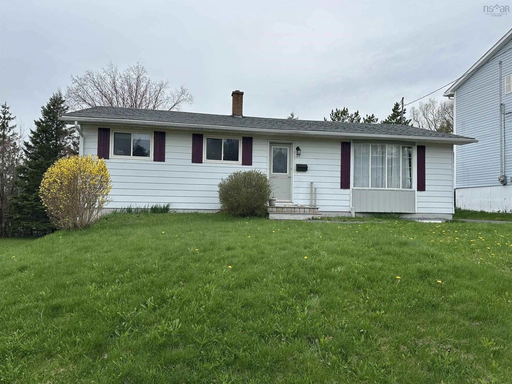 32 Greening Drive, Antigonish