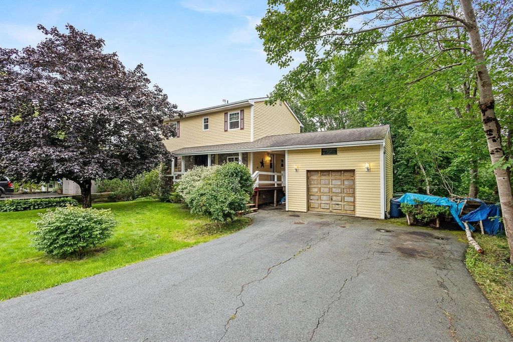 54 Parkdale Avenue, Timberlea