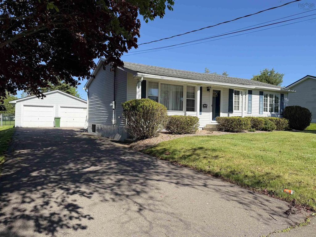 38 Brite Avenue, Bible Hill