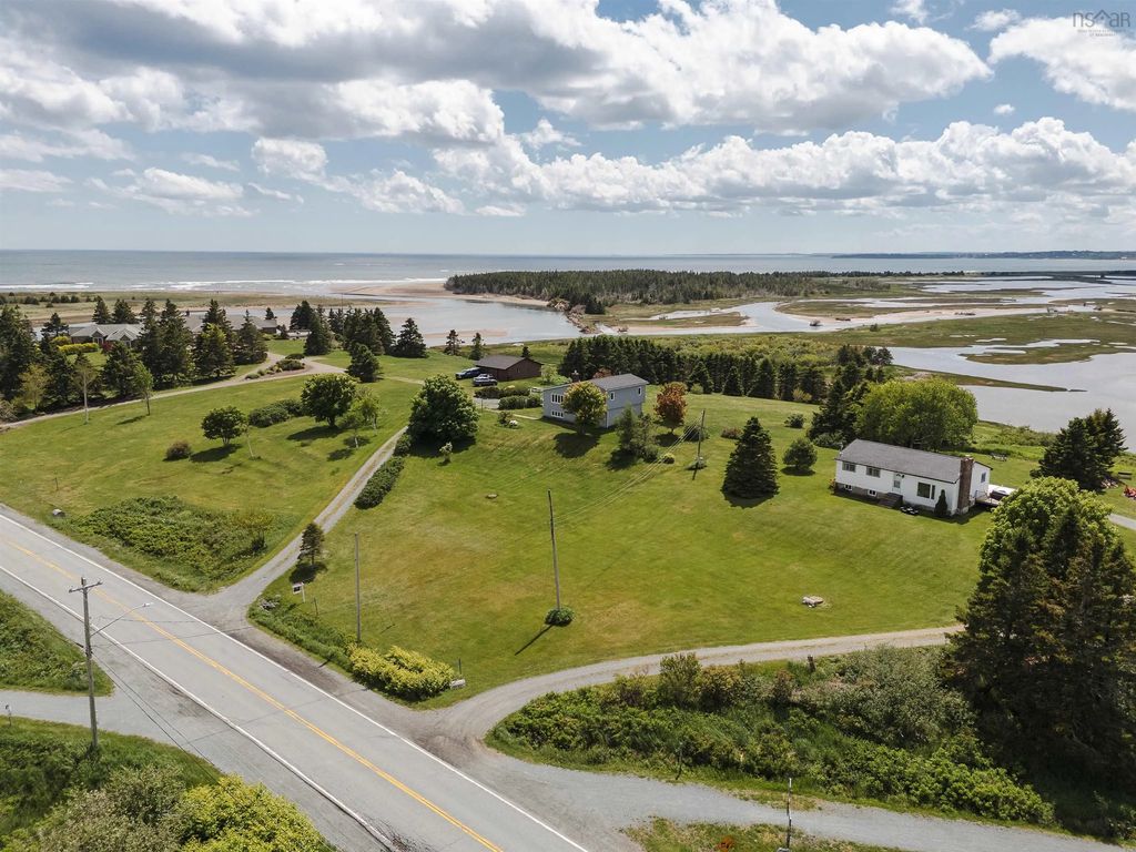 3930 Lawrencetown Road, Lawrencetown