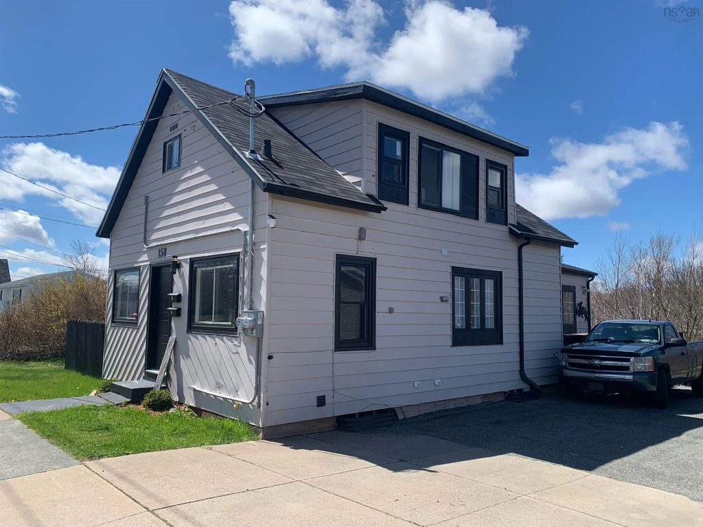 158 Brookside Street, Glace Bay