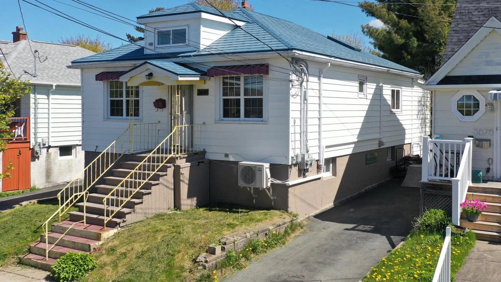 3681 High Street, Halifax Peninsula