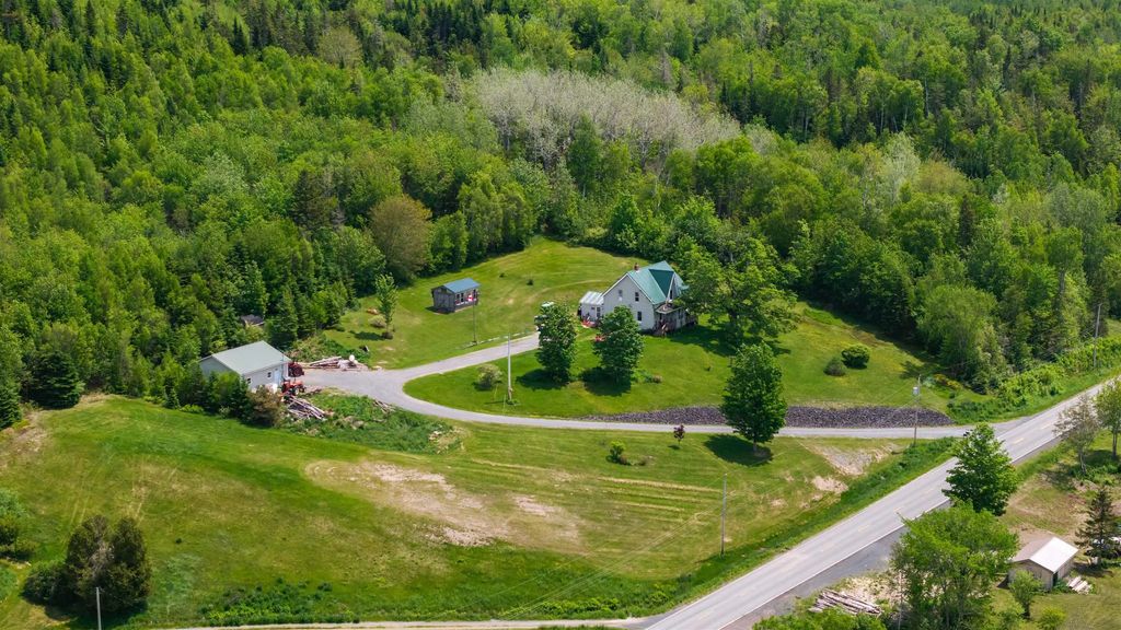 2058 East River East Side Road, Bridgeville