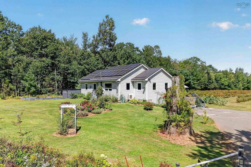 1235 Sherman Belcher Road, Centreville