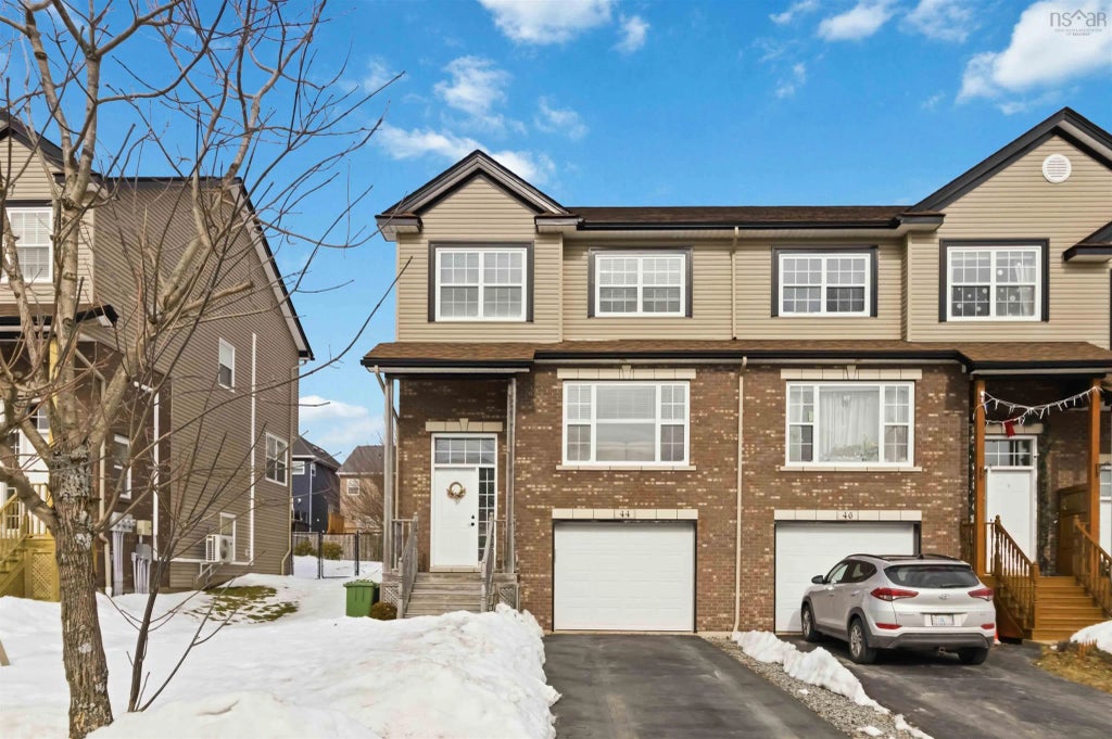 44 Morningfield Lane, Dartmouth