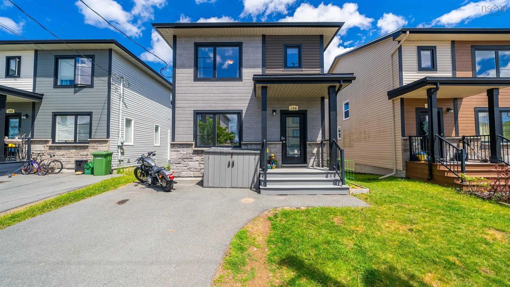 196 Titanium Crescent, Spryfield