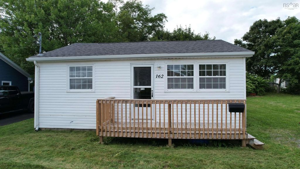 162 Upper Mclean Street, Glace Bay