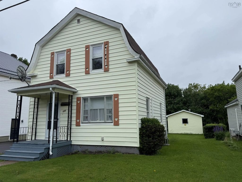 119 River Street, Stellarton