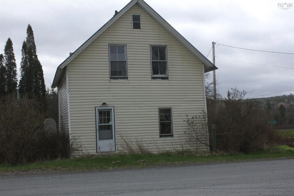 4 Ridge Road, South Branch