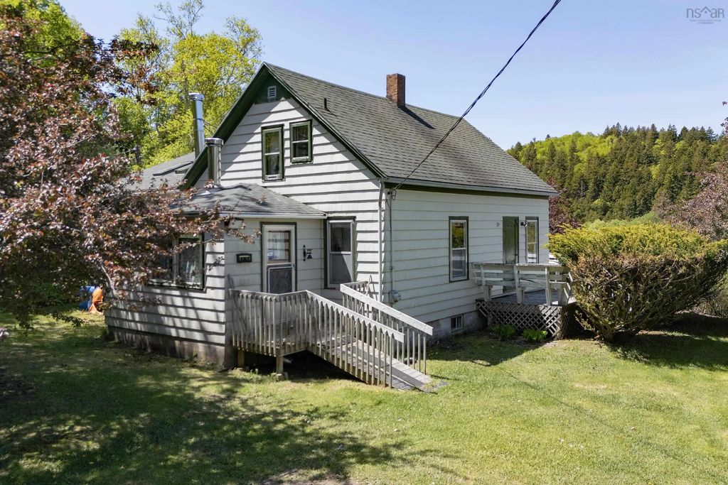 46 Fraserville Loop, East Fraserville