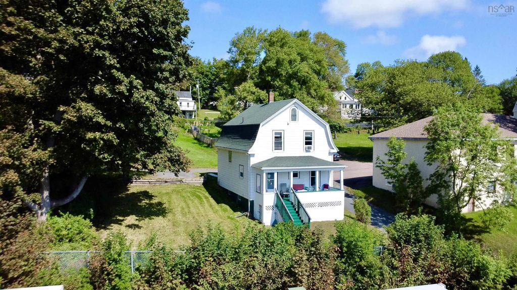 19 Farm Street, Pictou