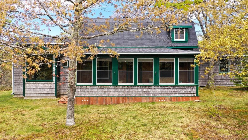 952 Port Latour Road, Thomasville