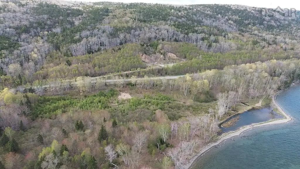 Marble Mountain Road, Lime Hill