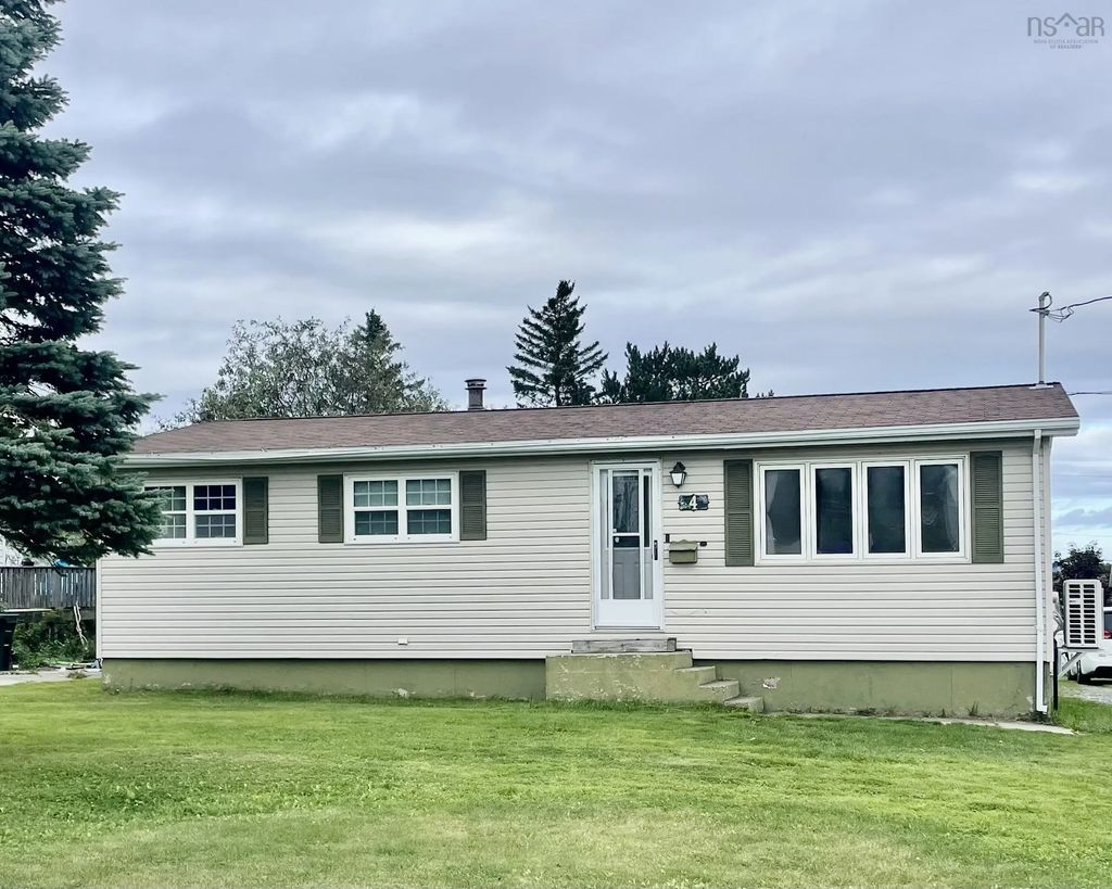 4 Ling Street, Glace Bay
