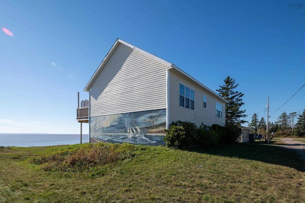 32 Evergreen Court, Bass River