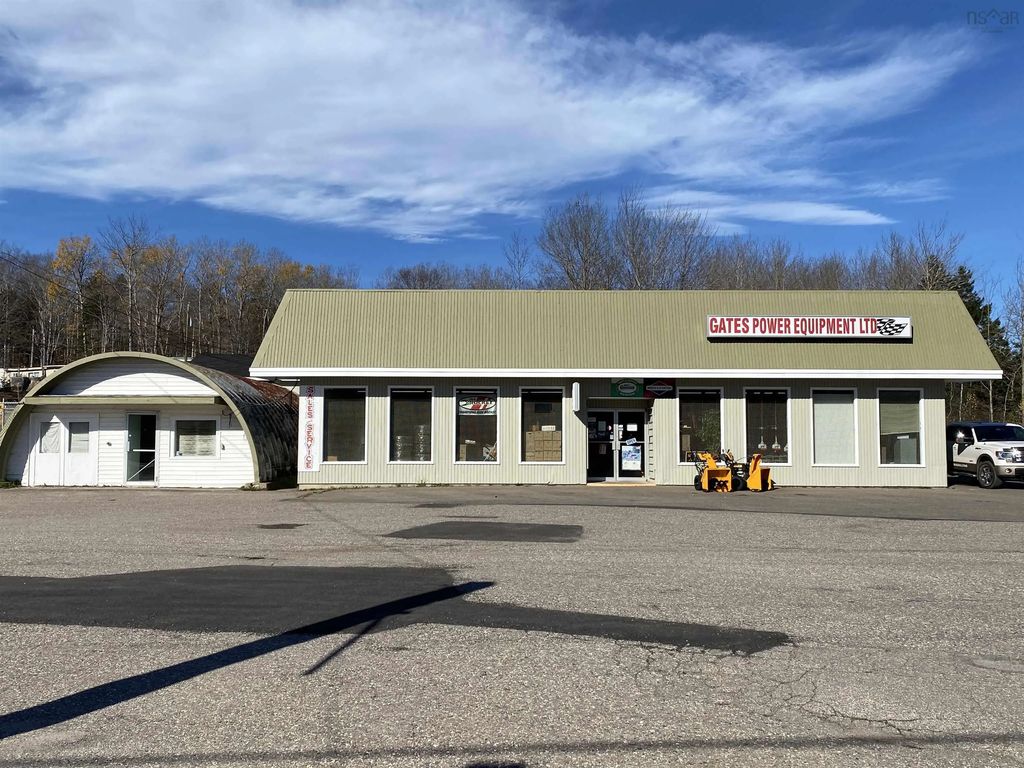 9881 No. 1 Highway, Marshalltown