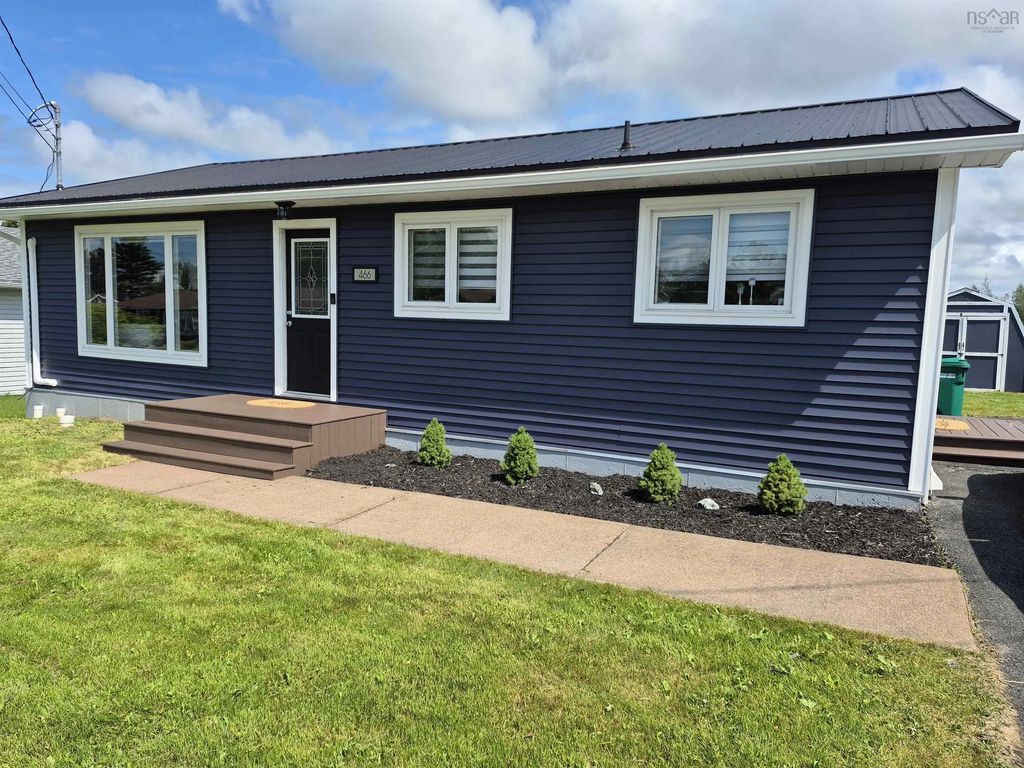 466 Martin Avenue, New Glasgow