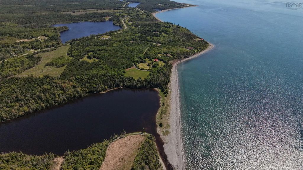29 Acres 344 Highway, Manassette Lake