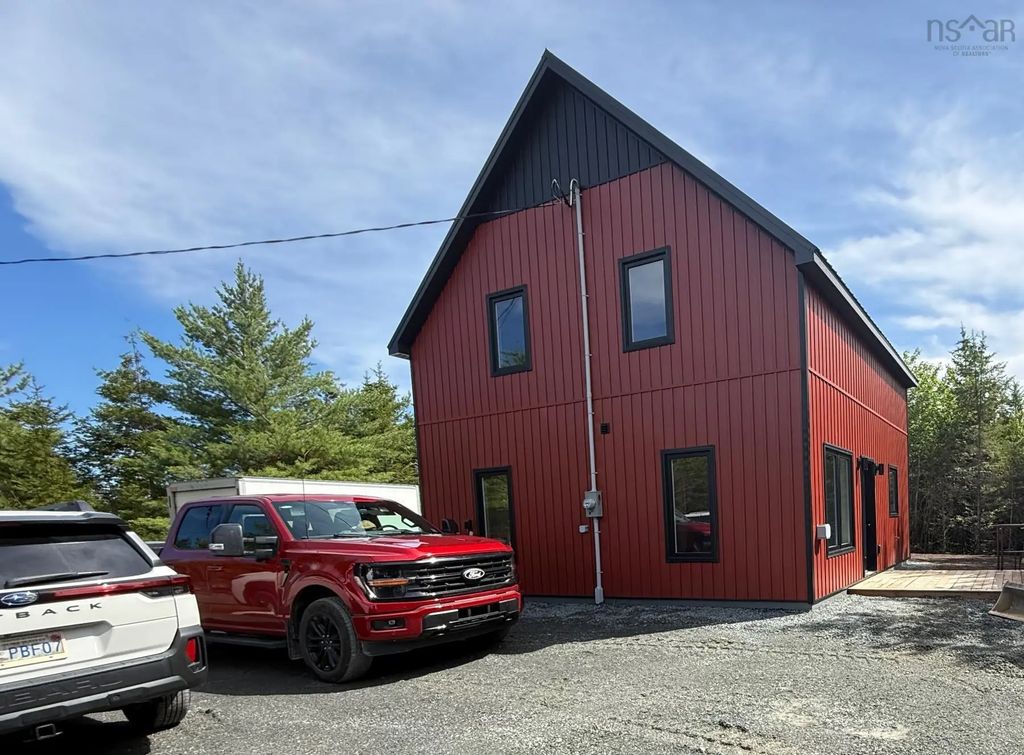 286 390 Loon Point, East Uniacke