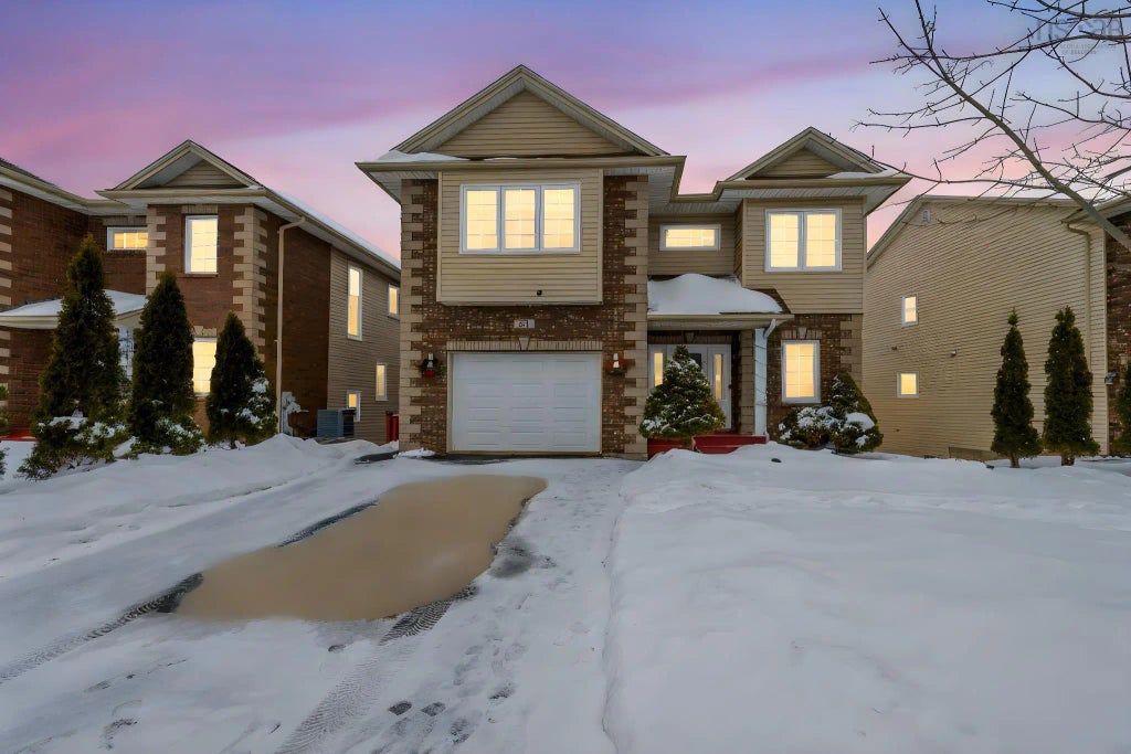 51 Windridge Lane, Bedford