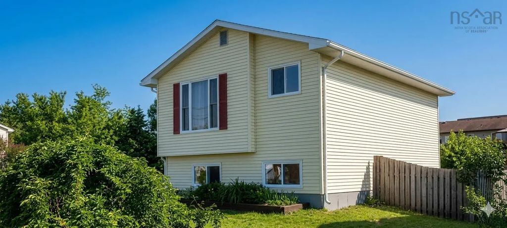 52 Shrewsbury Road, Dartmouth