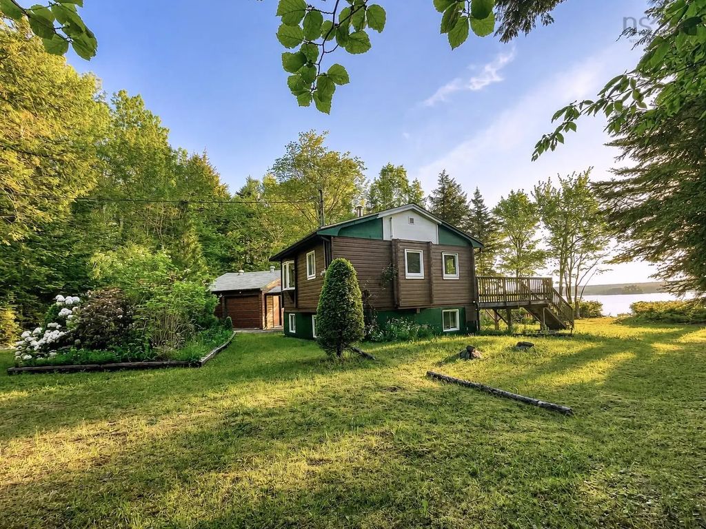 170 Hallamore Lane, Middle New Cornwall