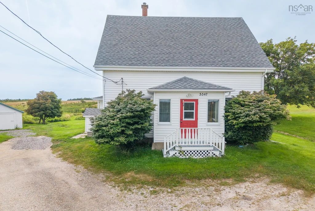 5347 Highway 1, Salmon River