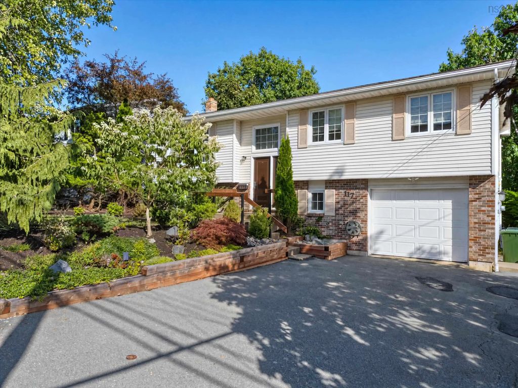117 Basinview Drive, Bedford