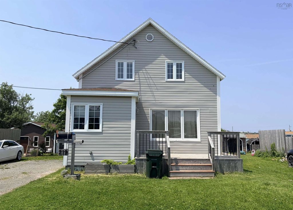 219 Brookland Street, Glace Bay