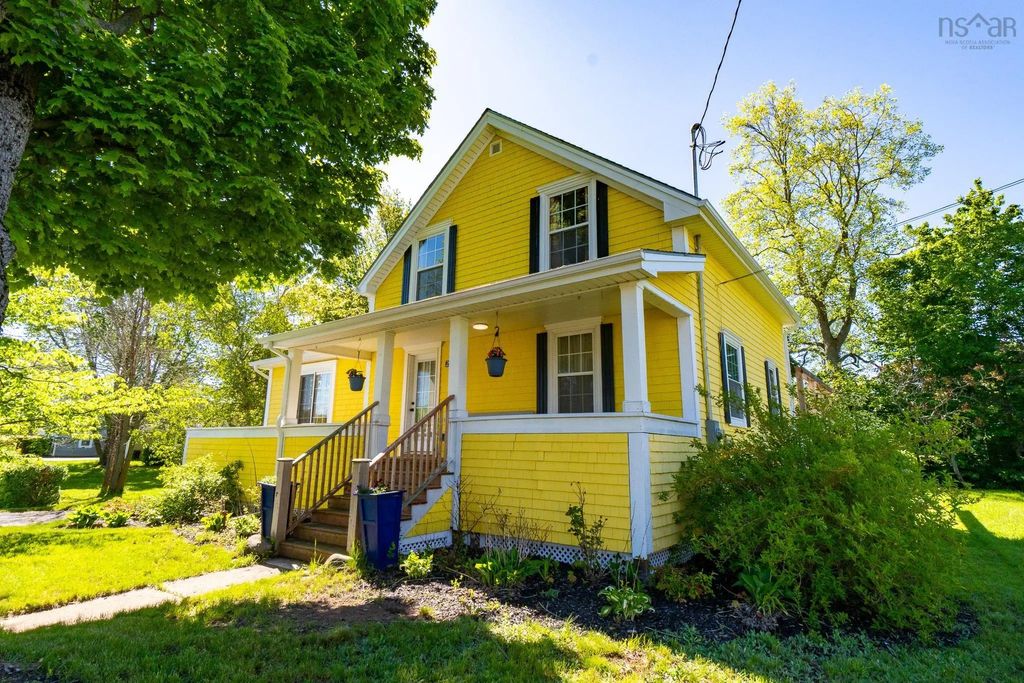 215 Main Street, Berwick