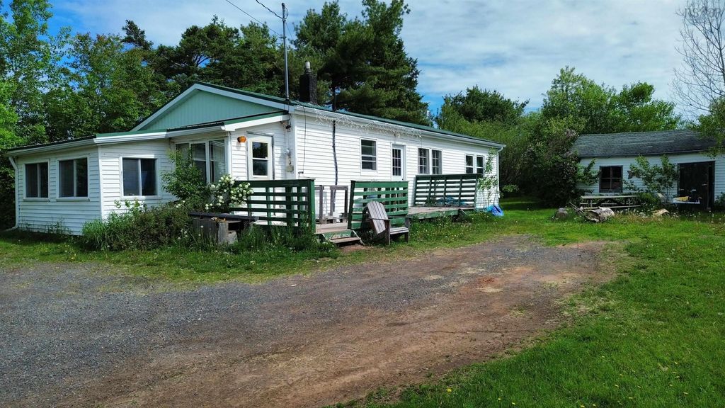 11371 6 Highway, South Pugwash