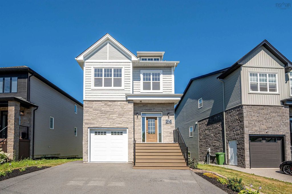 24 Breaktrail Drive, Bedford