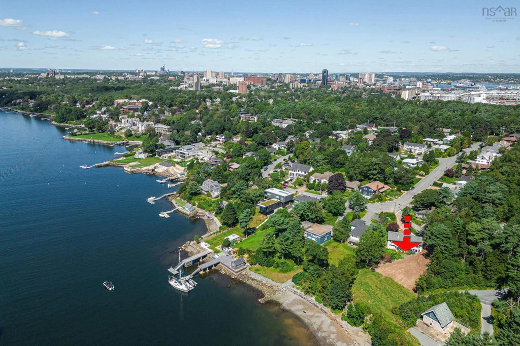 5914 Chain Rock Drive, Halifax