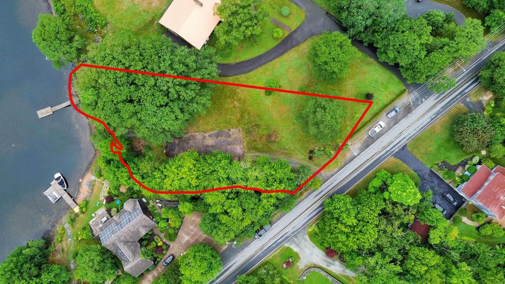 1003 Waverley Road, Waverley