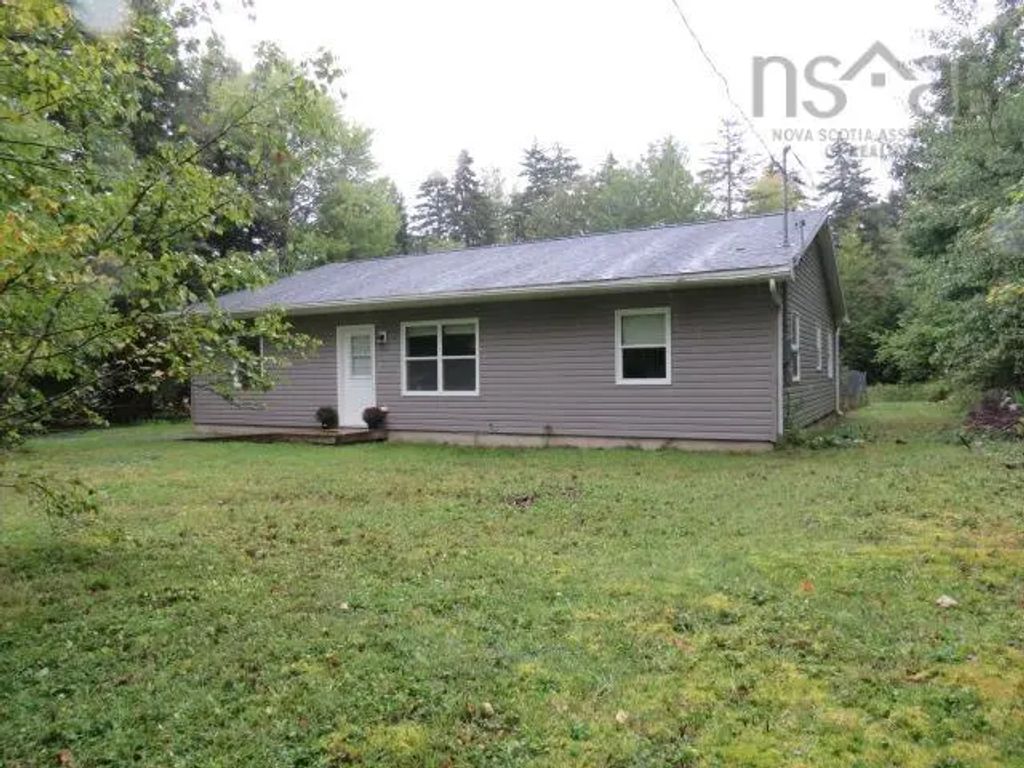 440 Woodville Road, Greenhill