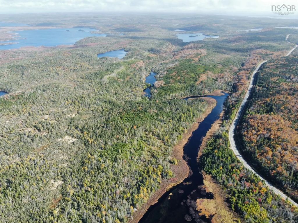 Larry'sriver Rd, Lundy