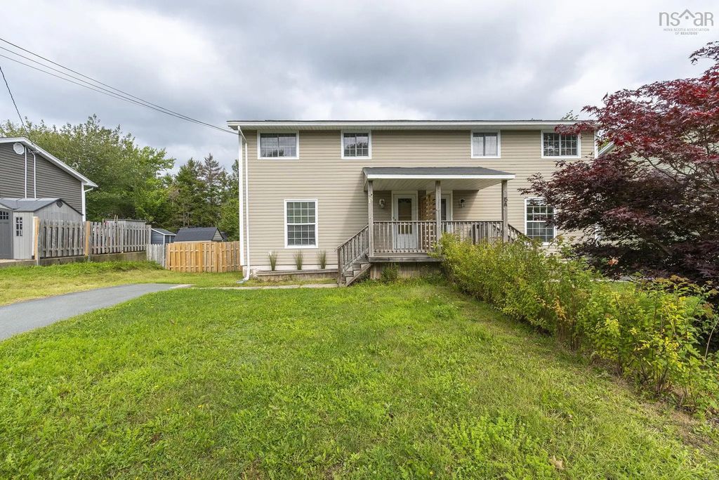 15 Dipper Crescent, Halifax