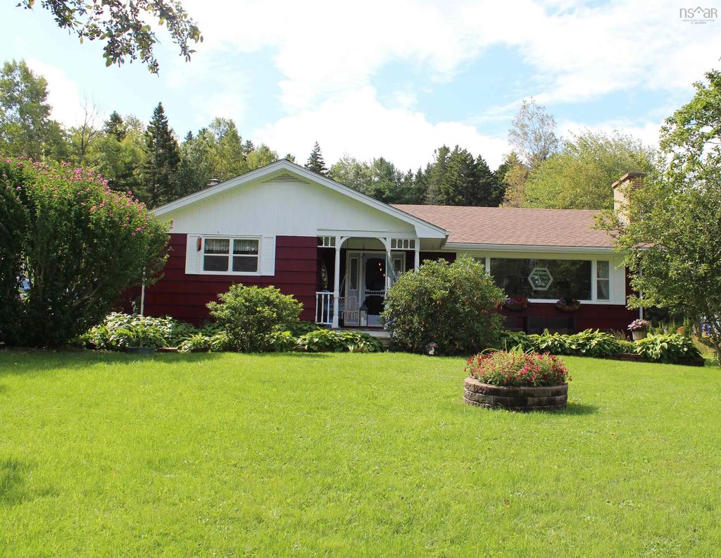 2828 Highway 331, Pentz